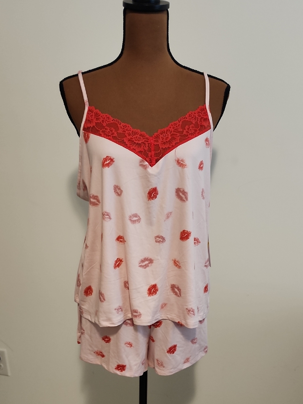 Pink Kiss-Print Lace-Trim Pajama Camisole & Shorts Set